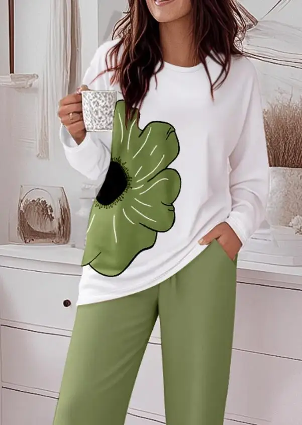2025 Women's Fashion Flower Print Long Sleeved Top and Casual Pants Set Spring Summer Casual and Comfortable Home 2-Piece Set
2025 Women's Fashion Flower Print Long Sleeved Top and Casual Pants Set Spring Summer Casual and Comfortable Home 2-Piece Set