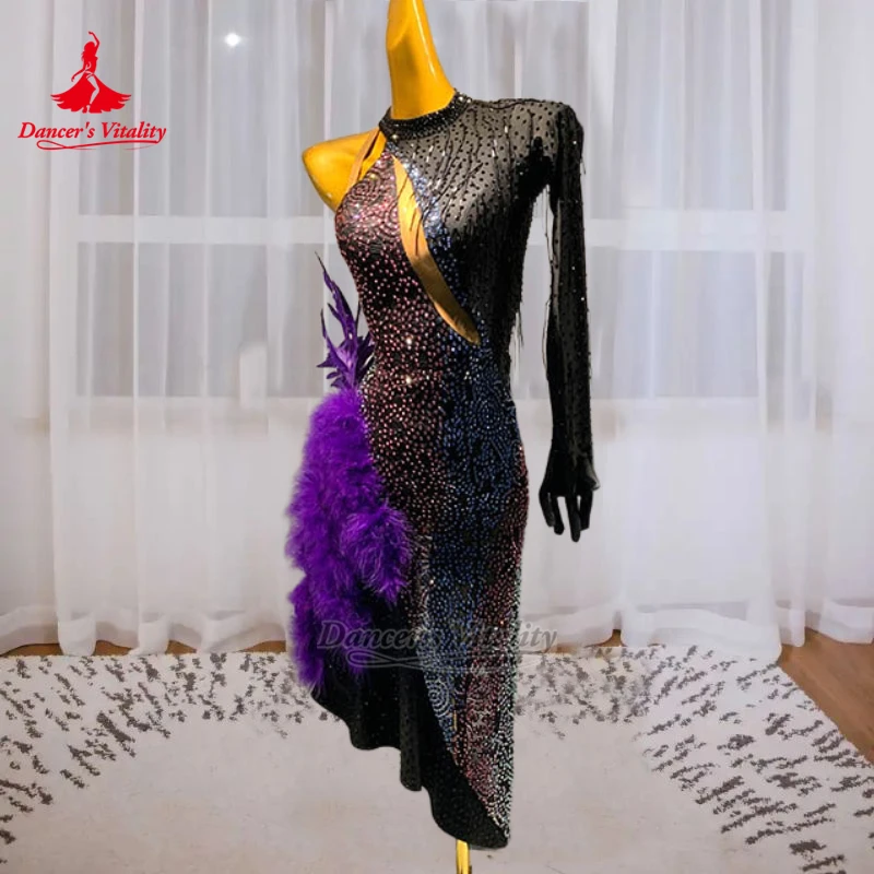 Adult Latin Dance Unilateral Long Sleeve Gloves Dresses Teenager Samba Rumba Feather Style Clothing Customized Dancer's Vitality
Adult Latin Dance Unilateral Long Sleeve Gloves Dresses Teenager Samba Rumba Feather Style Clothing Customized Dancer's Vitality