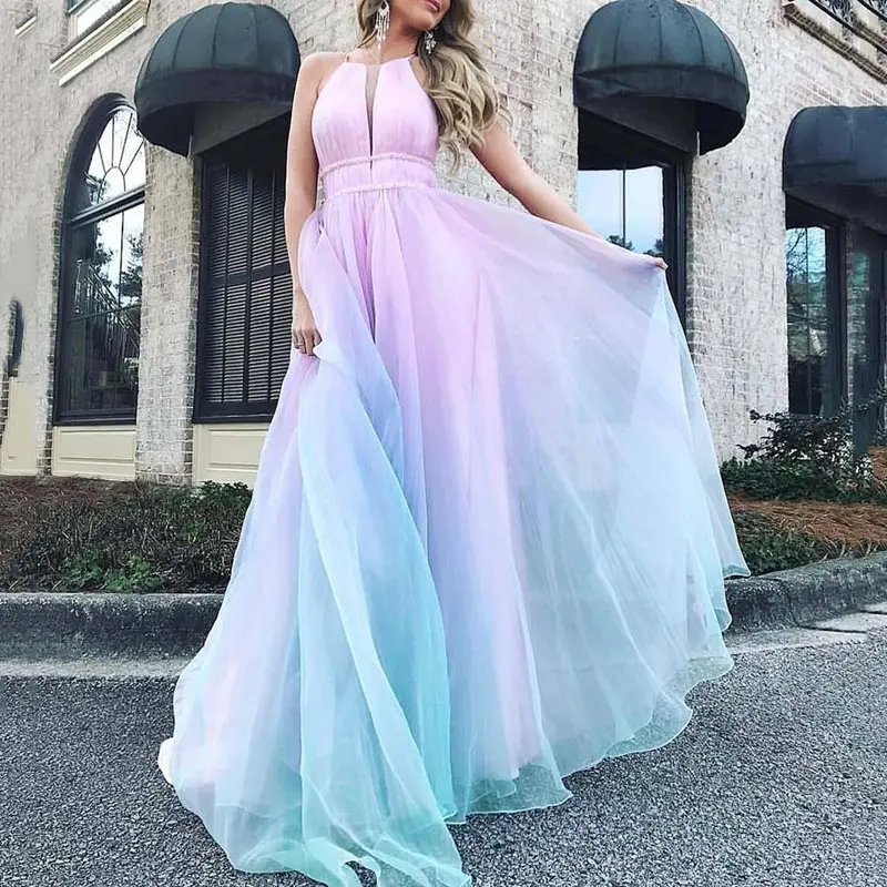 2023 Europe and the United States new women's printed dress sexy deep V evening gown long skirt
2023 Europe and the United States new women's printed dress sexy deep V evening gown long skirt