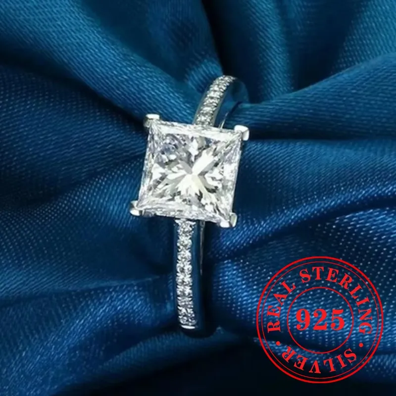 Huitan Princess Square CZ кольцо из стерлингового серебра 925 пробы женское великолепное предложение аксессуары роскошное свадебное обручальное кольцо ювелирное изделие подарок
Huitan Princess Square CZ кольцо из стерлингового серебра 925 пробы женское великолепное предложение аксессуары роскошное свадебное обручальное кольцо ювелирное изделие подарок