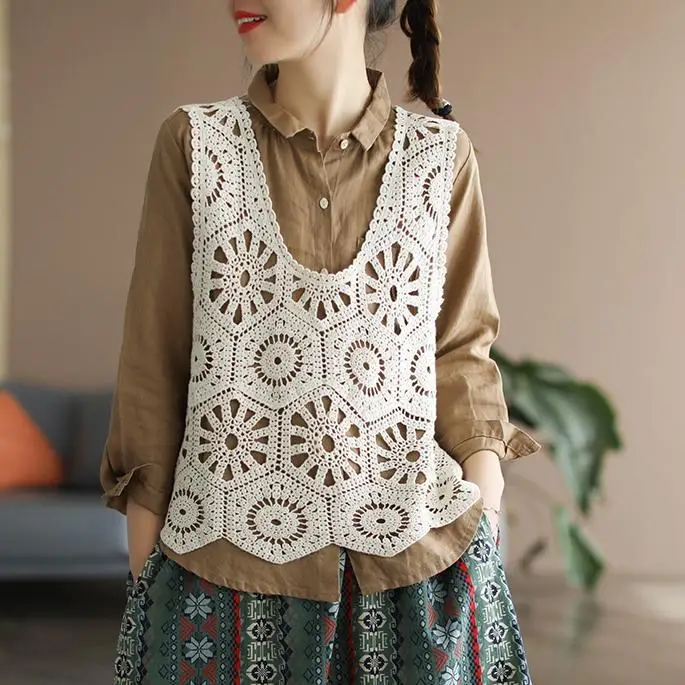 Korean Clothing Sleeveless Top Tank 2025 T-Shirt Women Knitting Lace Vest O-Neck Hollow Summer Style Basic Tees Loose Boho Beach
Korean Clothing Sleeveless Top Tank 2025 T-Shirt Women Knitting Lace Vest O-Neck Hollow Summer Style Basic Tees Loose Boho Beach