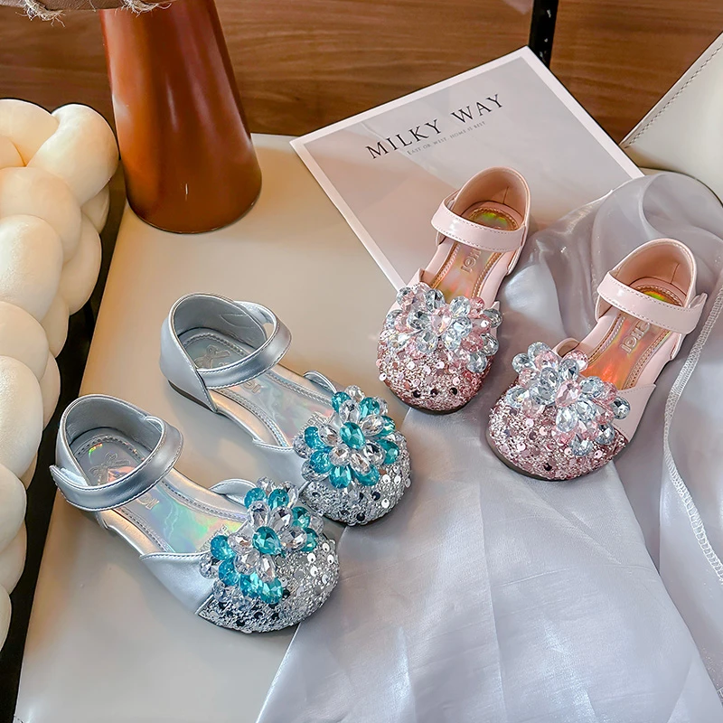 2025 Spring New Children's Shoes Girl's Fashion Sandals Crystal Princess Shoes Ice And Snow Romance Princess Shoes 23-35
2025 Spring New Children's Shoes Girl's Fashion Sandals Crystal Princess Shoes Ice And Snow Romance Princess Shoes 23-35