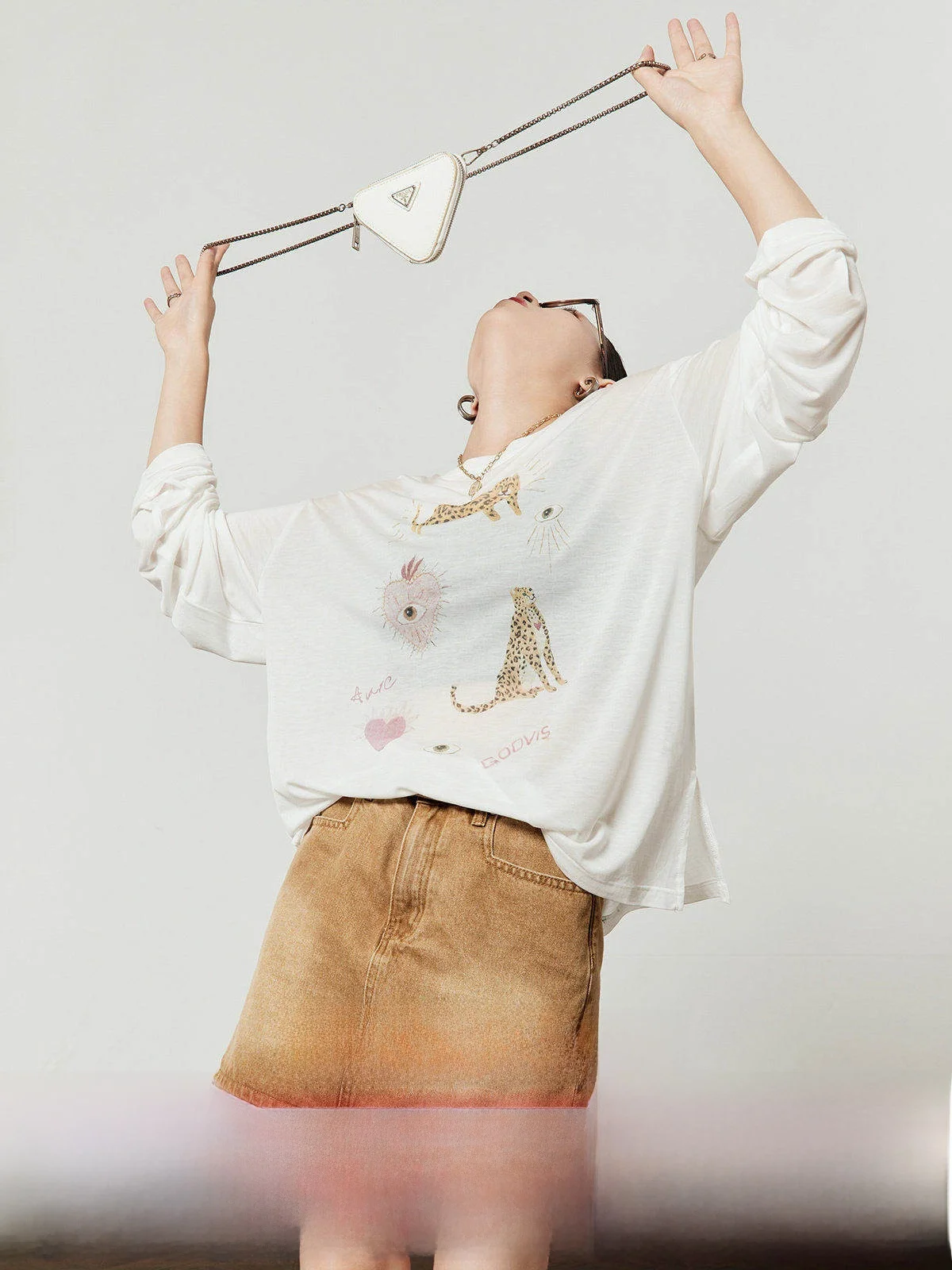 Comfortable Thin T-irt Women's Summer New Sle Easy to Wear Close-Fitting Long Sve round Ne Print Sweat-Absorbing Cas...
Comfortable Thin T-irt Women's Summer New Sle Easy to Wear Close-Fitting Long Sve round Ne Print Sweat-Absorbing Cas...