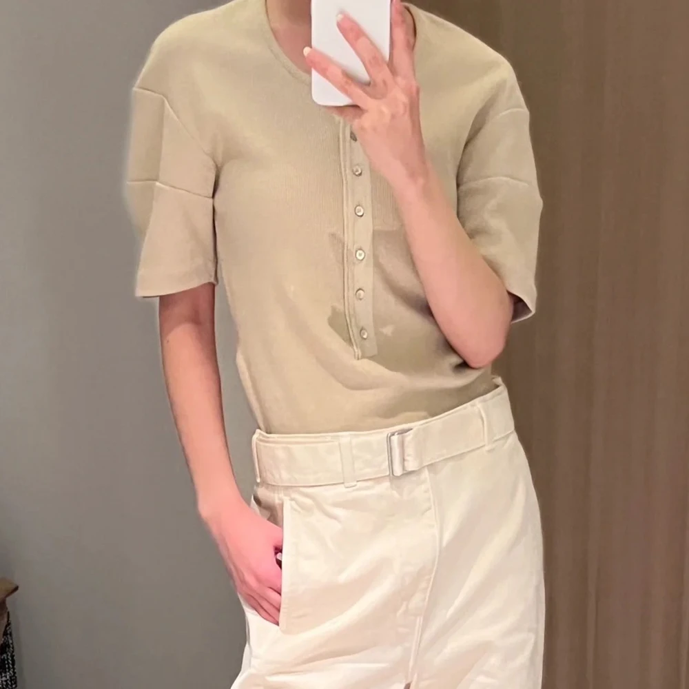 Women's Cotton Blend Y2K T-Shirt round Neck Short Sleeve Single Ribbed Knit Top Threaded Summer 2025 Fashion Tees
Women's Cotton Blend Y2K T-Shirt round Neck Short Sleeve Single Ribbed Knit Top Threaded Summer 2025 Fashion Tees