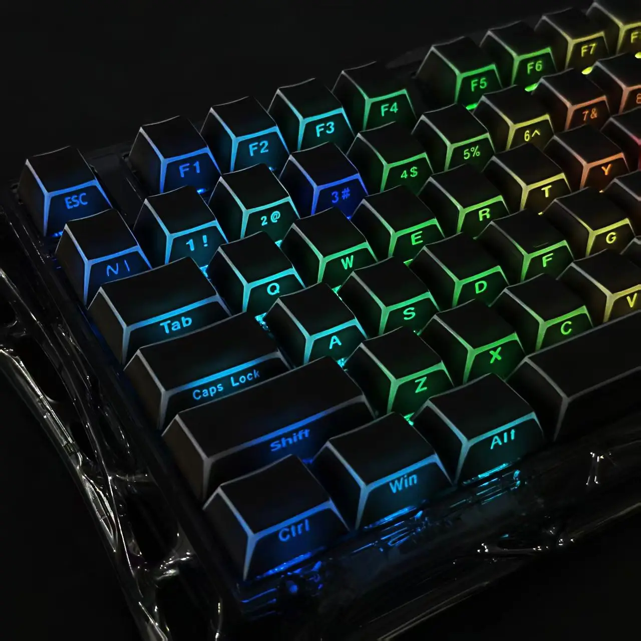 99-клавишный колпачок Shadow Fold Dye Sub PBT, вишневый профиль, блестящие колпачки с боковой печатью для переключателей MX, игровая клавиатура
99-клавишный колпачок Shadow Fold Dye Sub PBT, вишневый профиль, блестящие колпачки с боковой печатью для переключателей MX, игровая клавиатура