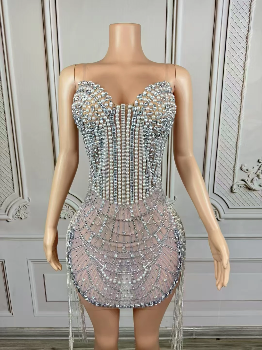 Sparkly Crystals Tassel Pearls Elegant Short DressBirthday Festival Celebrate Photo Shoot Wear SexyWomen Party Outfit D246
Sparkly Crystals Tassel Pearls Elegant Short DressBirthday Festival Celebrate Photo Shoot Wear SexyWomen Party Outfit D246