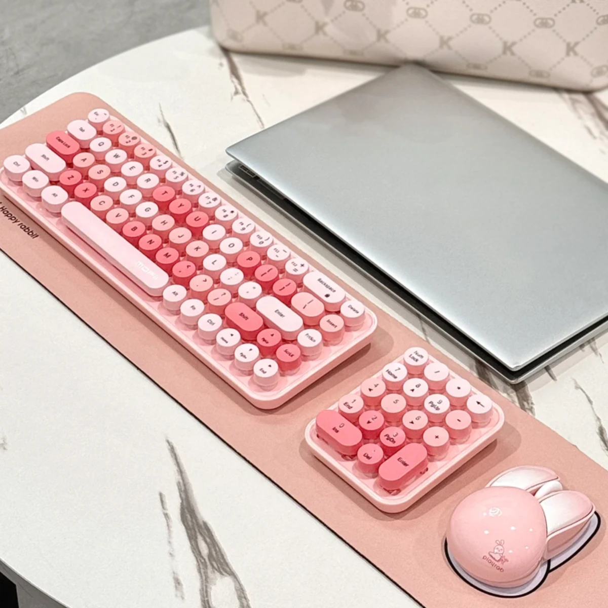 MOFii Gradient Pink Vintage Round Keycap Wireless 3-in-1 Combo, Cute Magnetic Rabbit Mouse, Portable Split Keyboard
MOFii Gradient Pink Vintage Round Keycap Wireless 3-in-1 Combo, Cute Magnetic Rabbit Mouse, Portable Split Keyboard