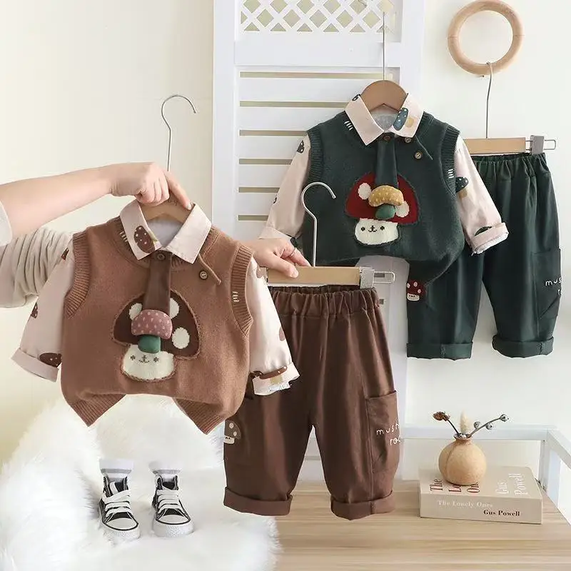 Children's Spring Set Boys' New Cute Vest Sweater Pants 3-Piece Set Baby Cartoon Handsome Children's Clothing
Children's Spring Set Boys' New Cute Vest Sweater Pants 3-Piece Set Baby Cartoon Handsome Children's Clothing