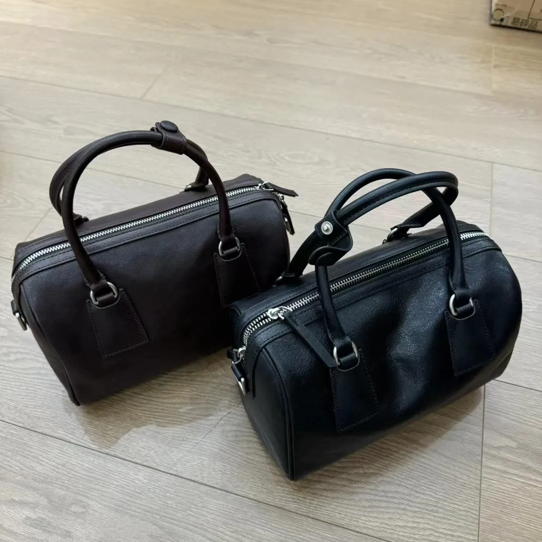 Ele Повседневная женская сумка из воловьей кожи с верхним слоем, новинка 2025 года, универсальная пригородная сумка через плечо высокого класса
Ele Повседневная женская сумка из воловьей кожи с верхним слоем, новинка 2025 года, универсальная пригородная сумка через плечо высокого класса