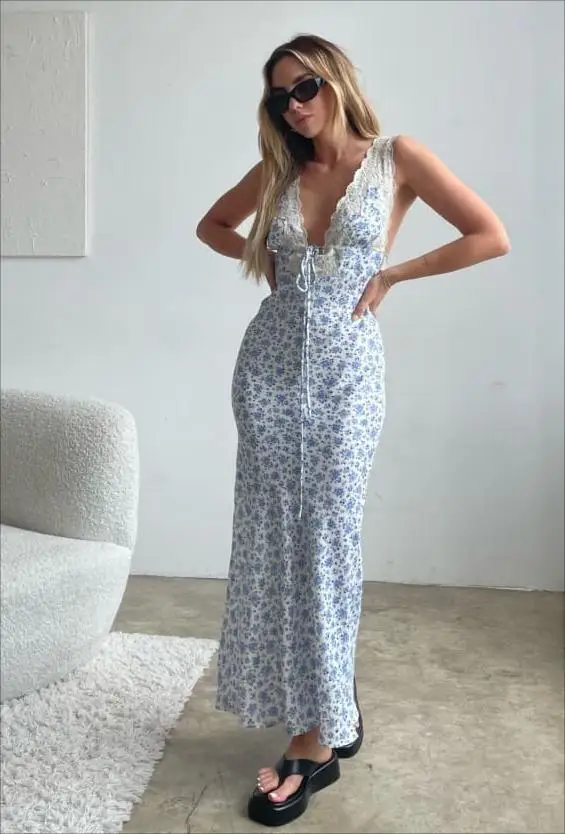 Women's Dresses Elegant Long Dress Floral Lace Vintage Sexy Deep V-Neck Sleeveless Dress Summer Front TieUp Backless Party Dress
Women's Dresses Elegant Long Dress Floral Lace Vintage Sexy Deep V-Neck Sleeveless Dress Summer Front TieUp Backless Party Dress