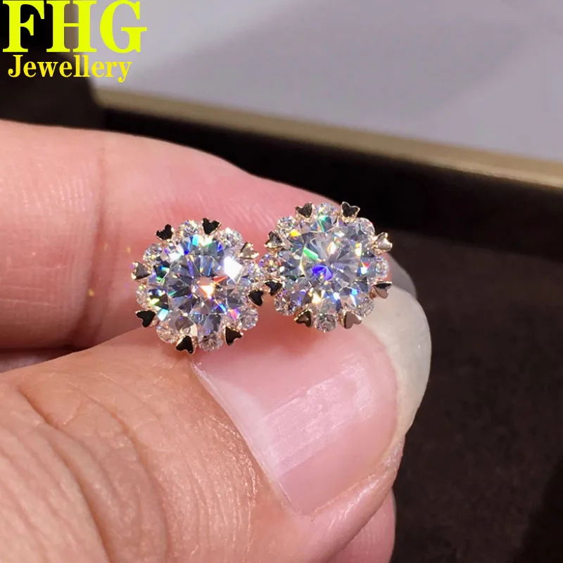 Solid 18K Rose Gold Women Stud Earrings Moissanite Diamonds Princess Party Engagement Anniversary Wedding Earrings
Solid 18K Rose Gold Women Stud Earrings Moissanite Diamonds Princess Party Engagement Anniversary Wedding Earrings