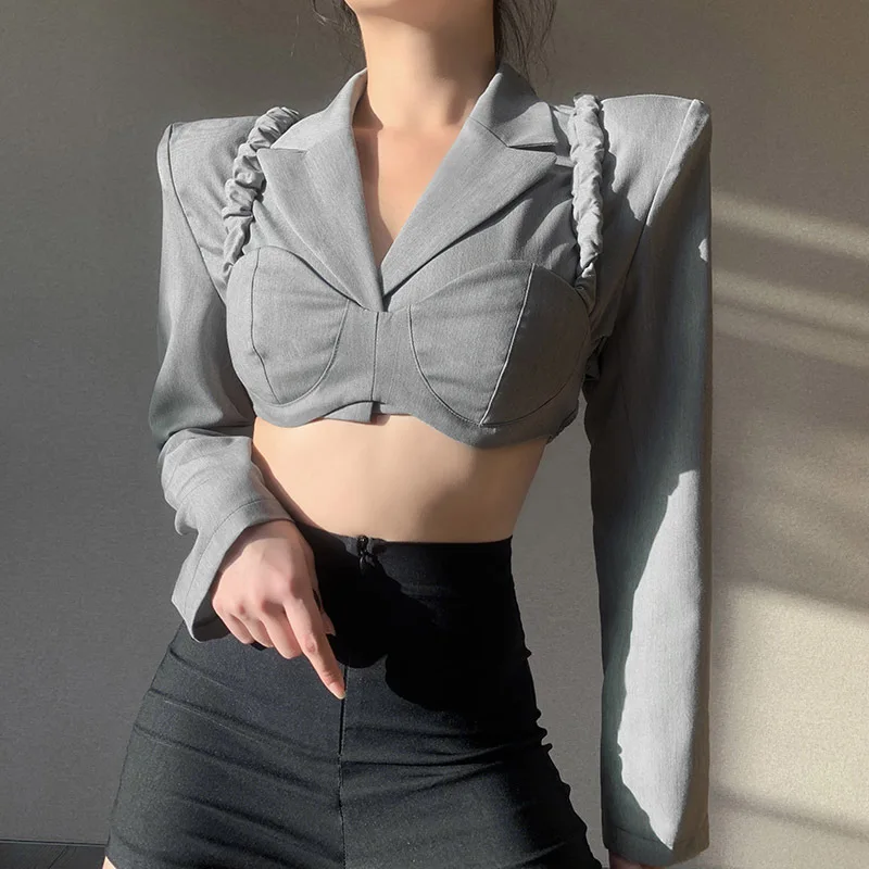 2023 Korean Fashion Sexy Cropped Blazer Women Shoulder Pads Jackets Short Long Sleeve Chic Y2k Stylish Elegant Blazers Grey
2023 Korean Fashion Sexy Cropped Blazer Women Shoulder Pads Jackets Short Long Sleeve Chic Y2k Stylish Elegant Blazers Grey