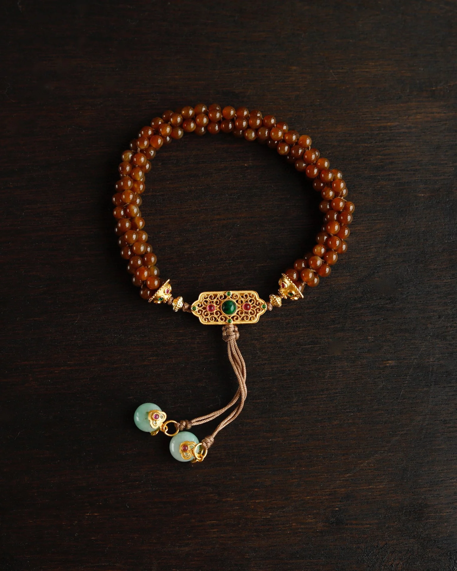 S925 Gold-Plated Caramel Hetian Jade Woven Bracelet, Sterling Silver with Jadeite Pendant, Chinese Handmade Gemstone Jewelry
S925 Gold-Plated Caramel Hetian Jade Woven Bracelet, Sterling Silver with Jadeite Pendant, Chinese Handmade Gemstone Jewelry