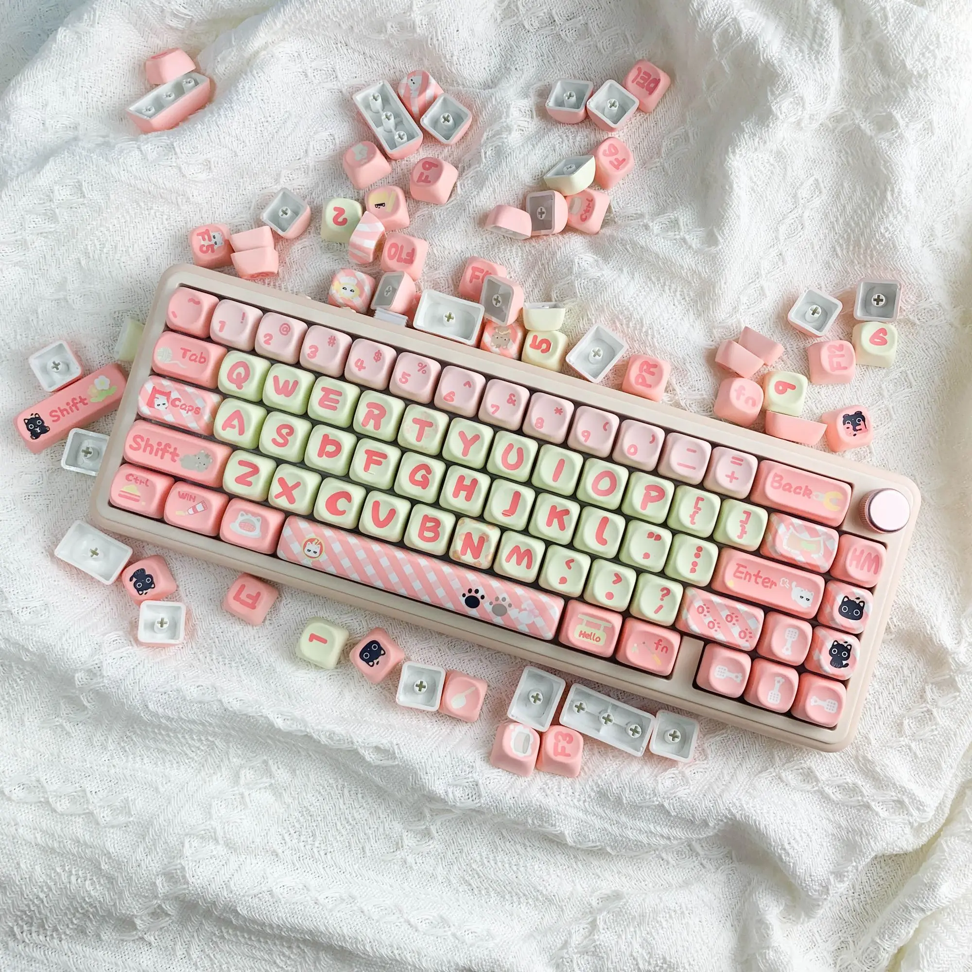 Playful kitten keycaps MOA original ASA highly cute cat pink girl heat sublimation
Playful kitten keycaps MOA original ASA highly cute cat pink girl heat sublimation
