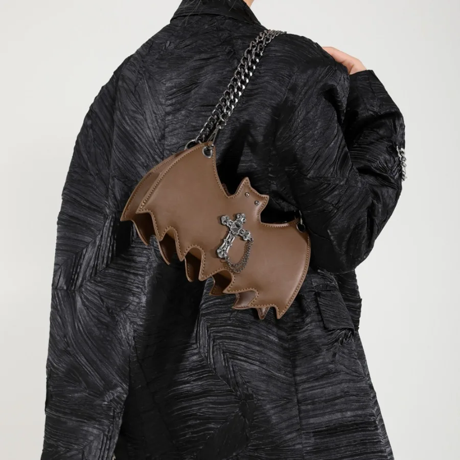 Модная повседневная сумка в европейском и американском стиле с летучей мышью, универсальная сумка на цепочке на Хэллоуин, женские сумки через плечо на одно плечо
Модная повседневная сумка в европейском и американском стиле с летучей мышью, универсальная сумка на цепочке на Хэллоуин, женские сумки через плечо на одно плечо