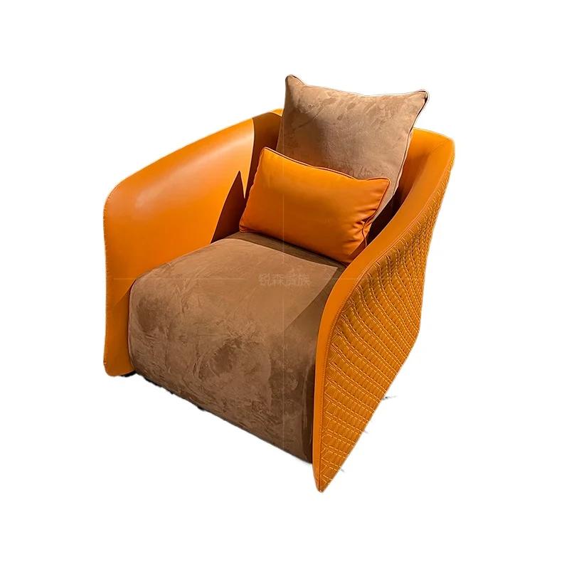 Italian style luxury leisure sofa for high-end villa furniture single Italian leather leather sofa
Italian style luxury leisure sofa for high-end villa furniture single Italian leather leather sofa