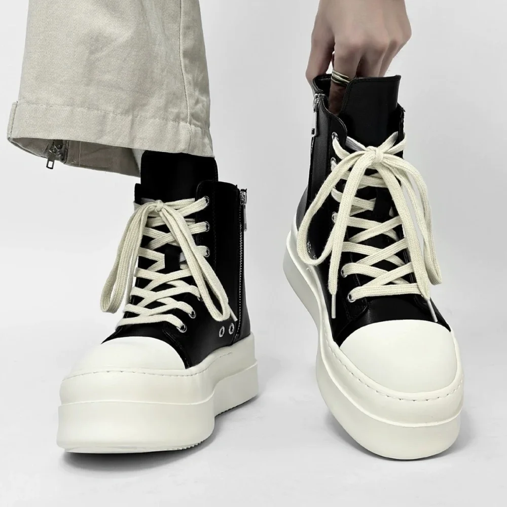 Height Increasing Thick Soled High Top Board Shoes for Men and Women Zippered Canvas Ankle Boots Couple High Street Derby Boots
Height Increasing Thick Soled High Top Board Shoes for Men and Women Zippered Canvas Ankle Boots Couple High Street Derby Boots