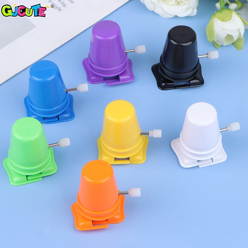 5Pcs/lot Clockwork Legged Robot Toys Wind Up Walking Toy Kid Movement Robot Toys For Pinata Filler Party Diy Supplies
5Pcs/lot Clockwork Legged Robot Toys Wind Up Walking Toy Kid Movement Robot Toys For Pinata Filler Party Diy Supplies