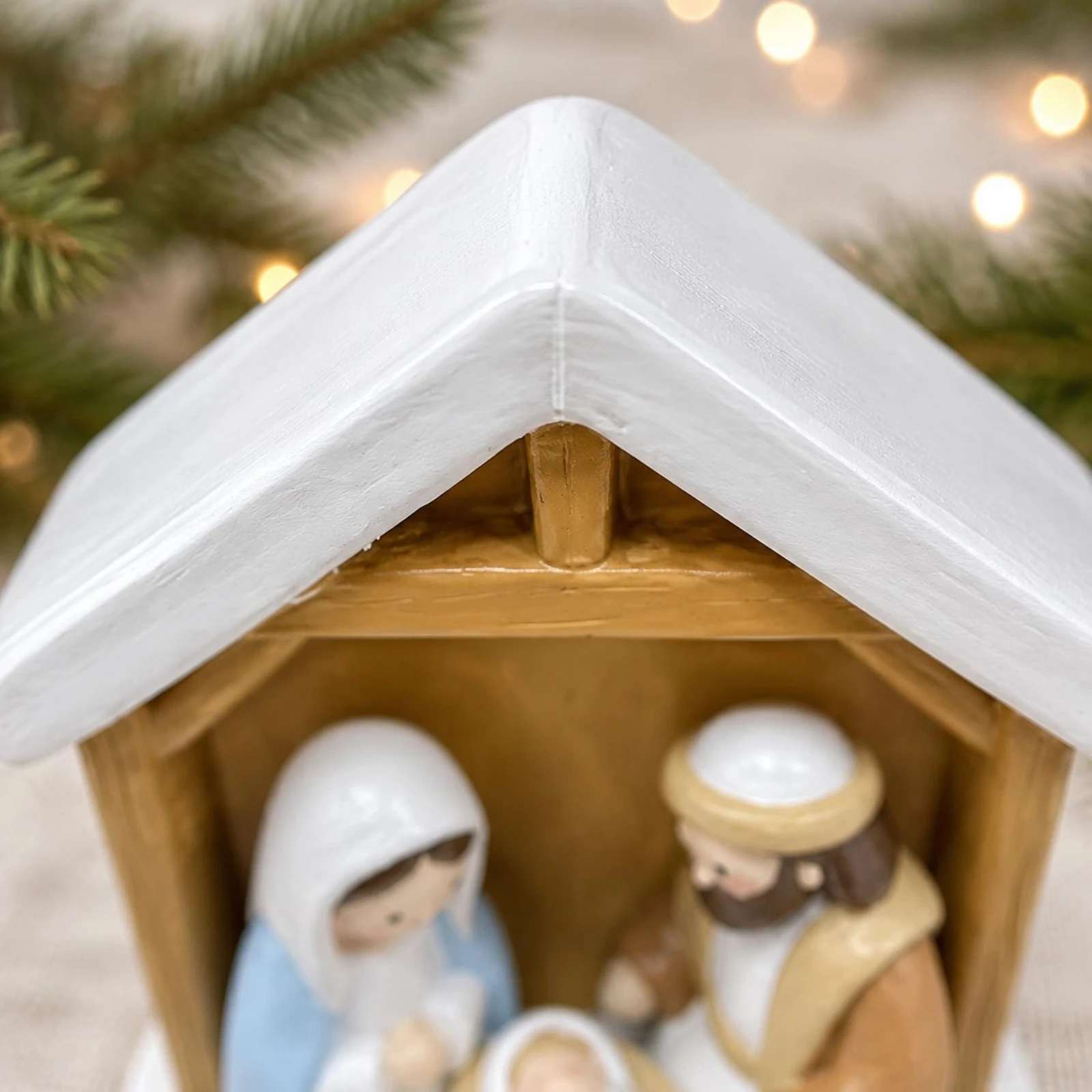 Resin Nativity Set Tabletop Display Christmas Nativity Set Holy Family Ornament Miniature Holy Family Ornaments Collectible
Resin Nativity Set Tabletop Display Christmas Nativity Set Holy Family Ornament Miniature Holy Family Ornaments Collectible