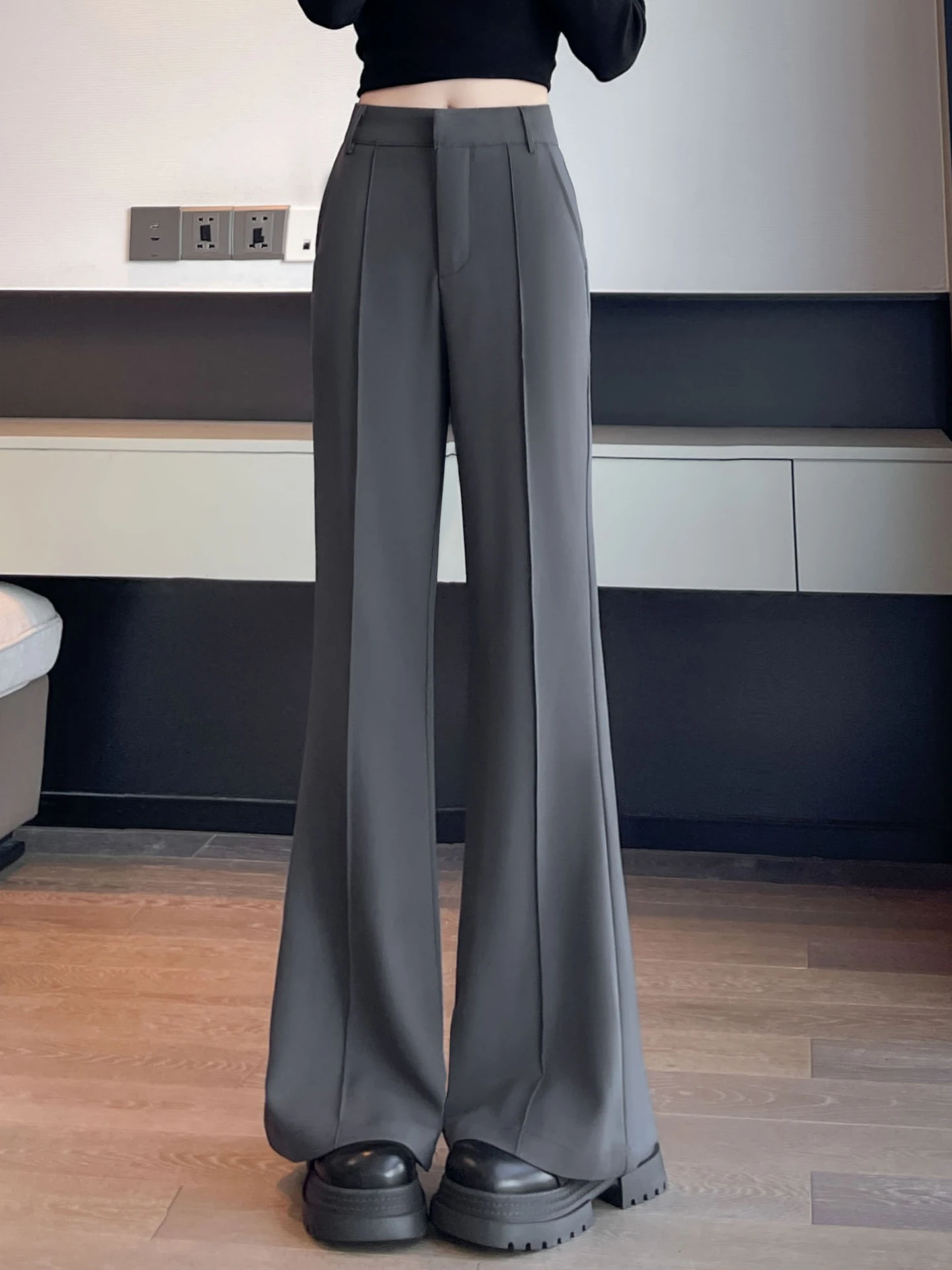 Slim Fit Tuxedo Pants High Waist A-Line Wide Leg Flared Pants Draping Loose Women's Fashion Autumn Casual Pants Straight Cut
Slim Fit Tuxedo Pants High Waist A-Line Wide Leg Flared Pants Draping Loose Women's Fashion Autumn Casual Pants Straight Cut