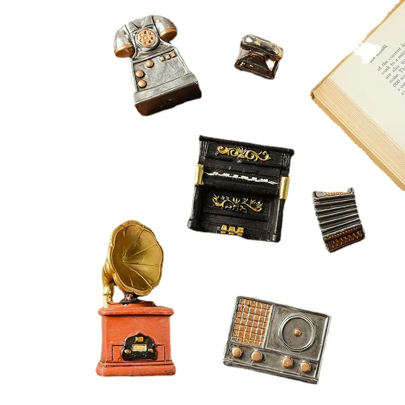 Nostalgic Retro Resin Ornament Crafts Home Decoration Phonograph Mini Ornament Photography Props Camera
Nostalgic Retro Resin Ornament Crafts Home Decoration Phonograph Mini Ornament Photography Props Camera