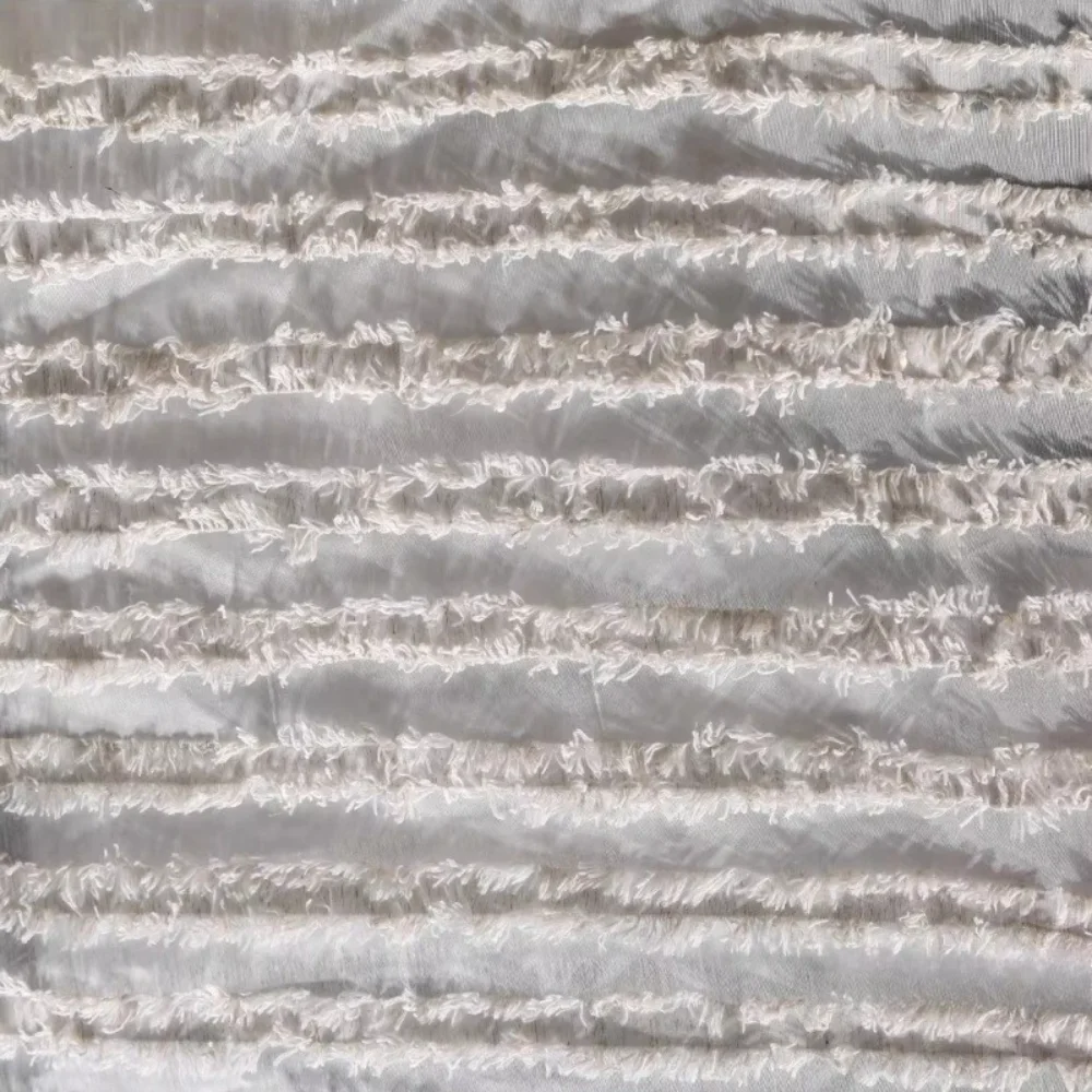 Cotton Linen Striped Fringe Thin Linen Gauze Fabric for Creative Skirts Curtains DIY Fashion Clothing Cloth Per Meter Diy Sewing
Cotton Linen Striped Fringe Thin Linen Gauze Fabric for Creative Skirts Curtains DIY Fashion Clothing Cloth Per Meter Diy Sewing