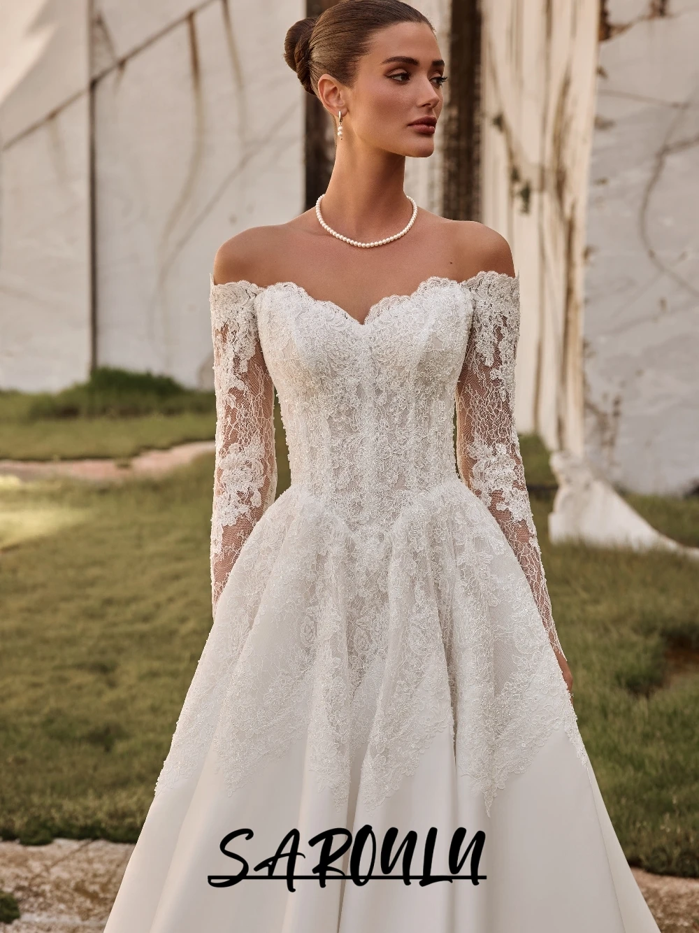 Beaded Lace Wedding Dress, Elegant A Line Off Shoulder Bridal Gown, Low Back, Modern Satin Court Train Customized Bride Wear
Beaded Lace Wedding Dress, Elegant A Line Off Shoulder Bridal Gown, Low Back, Modern Satin Court Train Customized Bride Wear