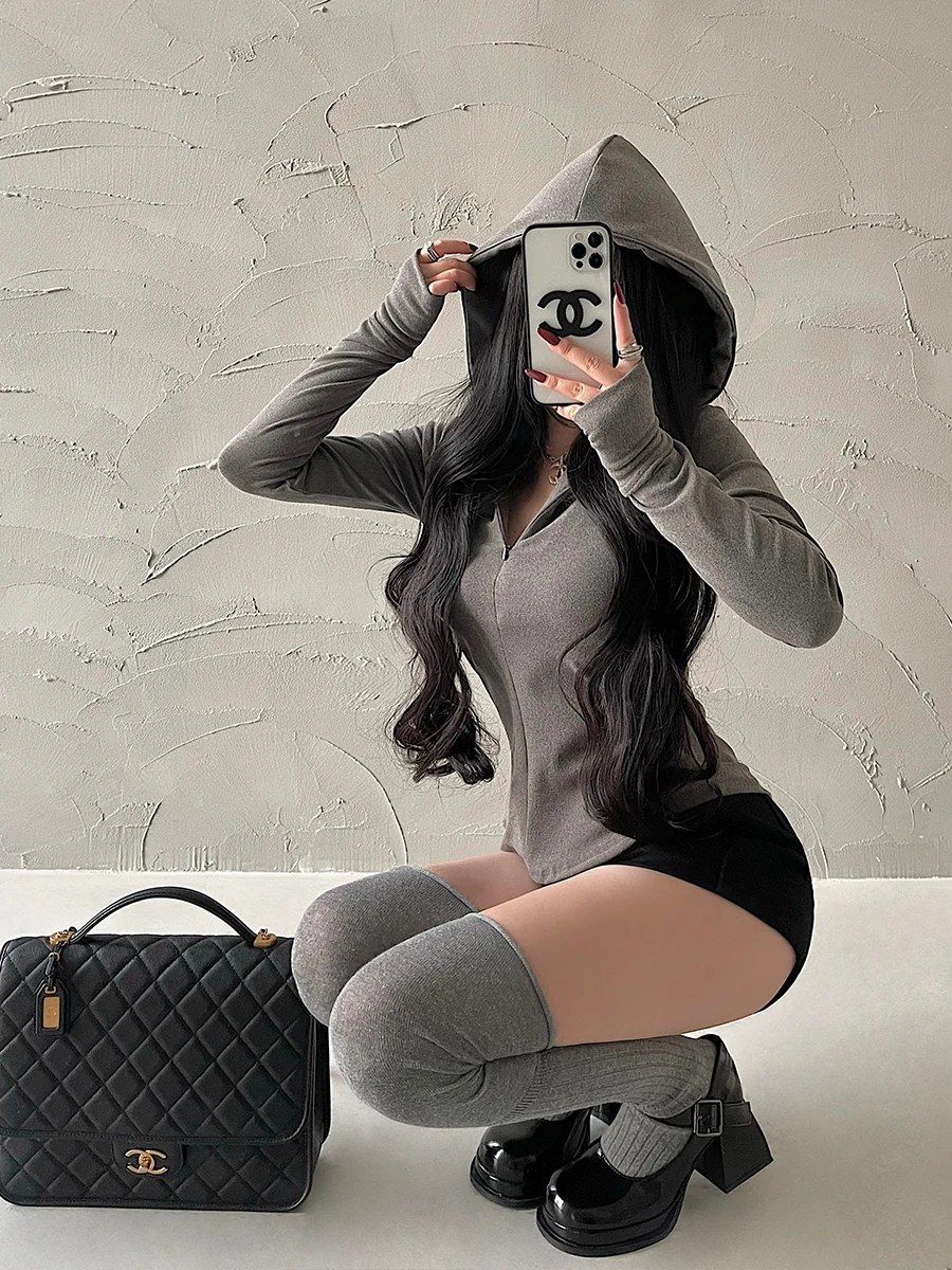 YoungGirlDay Casual Long Sleeve Zipper Slim Fit Hoodie Women's Fashionable Comfortable Leisure Sweatshirt V-Neck T-Shirt
YoungGirlDay Casual Long Sleeve Zipper Slim Fit Hoodie Women's Fashionable Comfortable Leisure Sweatshirt V-Neck T-Shirt