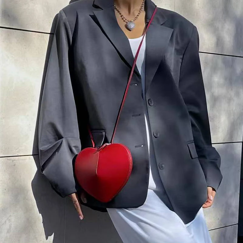 2024 New fashion Purse Peach Heart Shape Luxury Designer Handbags For Women Simple Versatile Lady Small Shoulder Crossbody Bags
2024 New fashion Purse Peach Heart Shape Luxury Designer Handbags For Women Simple Versatile Lady Small Shoulder Crossbody Bags