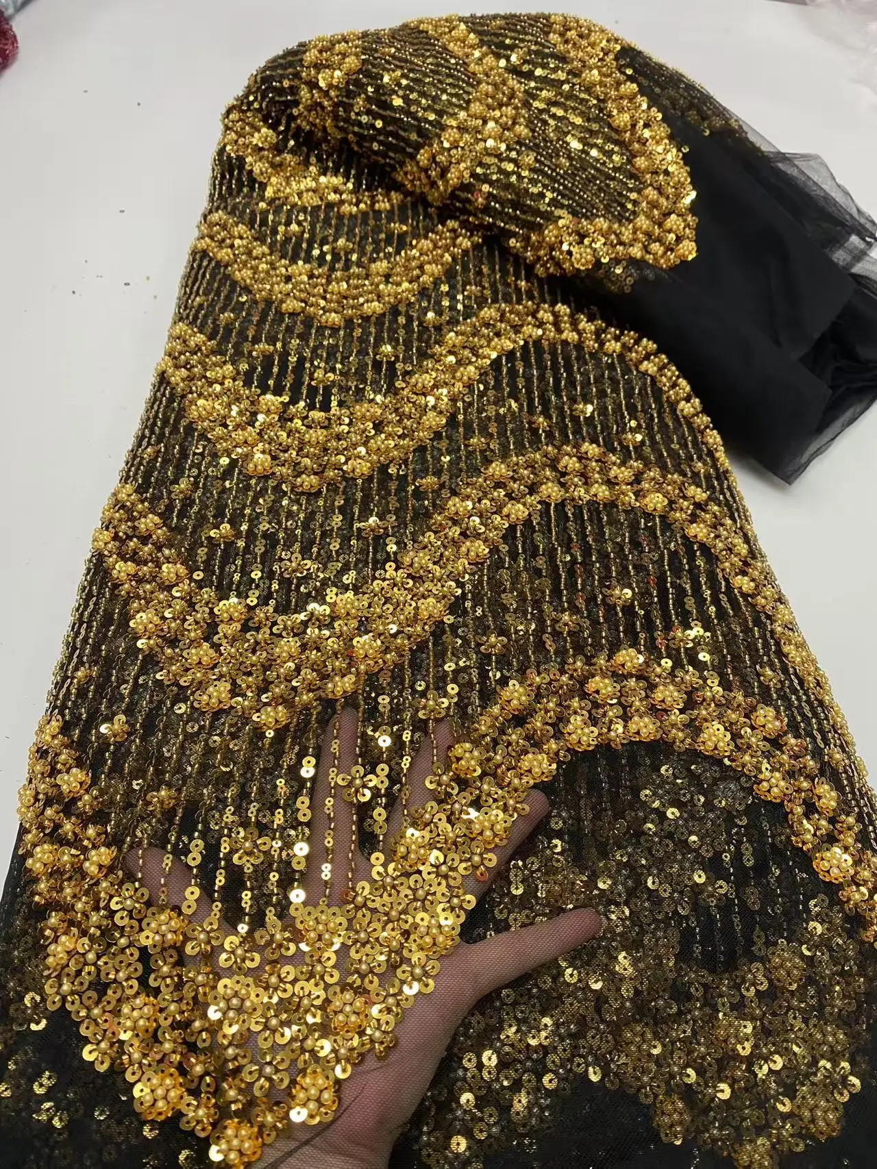 5 Yards Luxury African Sequins Groom Lace Fabric 2025 High Quality French Nigerian Beaded Lace Fabric For Wedding Dress
5 Yards Luxury African Sequins Groom Lace Fabric 2025 High Quality French Nigerian Beaded Lace Fabric For Wedding Dress