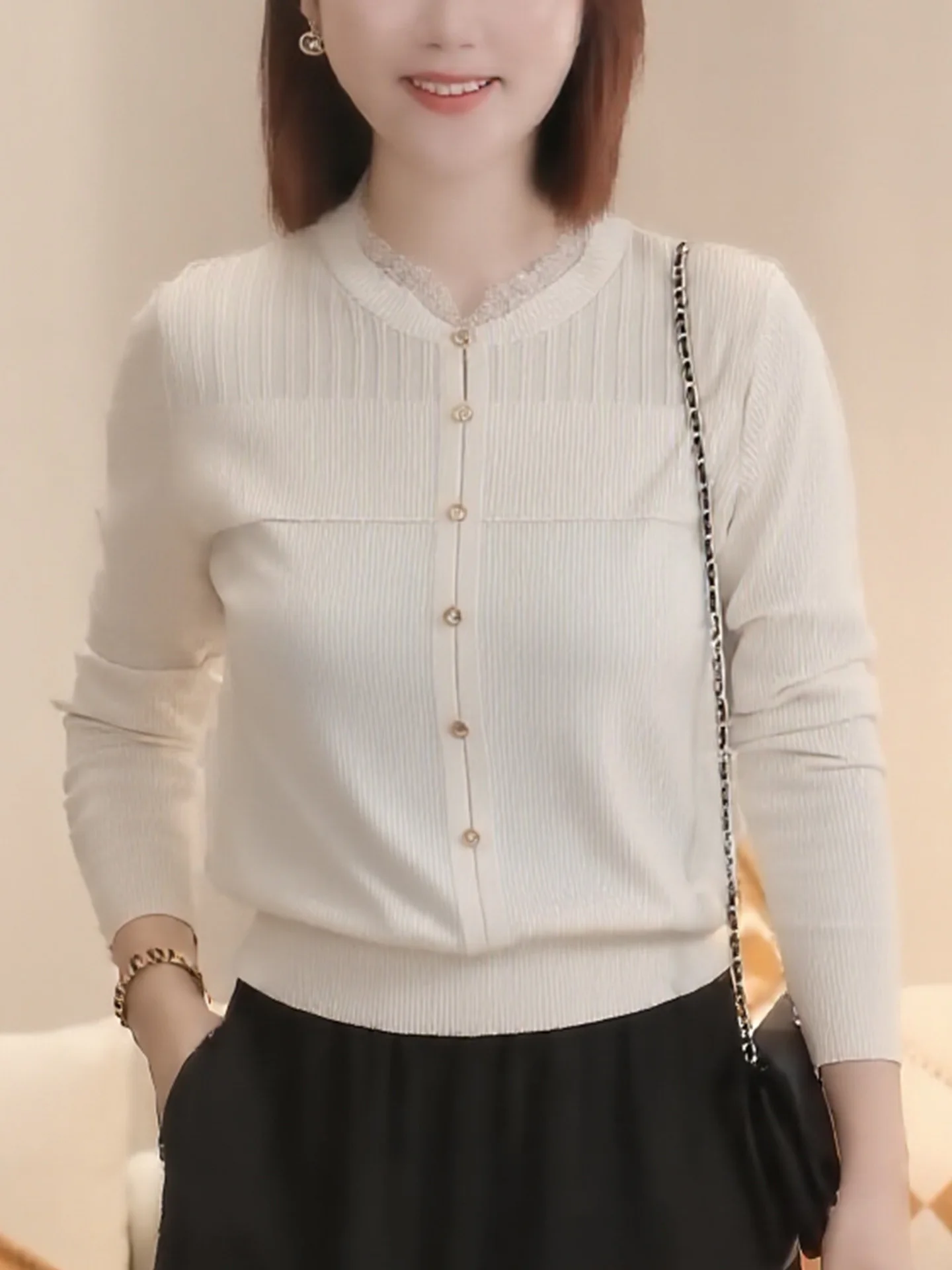 Мягкий вязаный свитер Ele Long Sve: шикарный, омолаживающий, модный женский топ в корейском стиле, прямого кроя, для ранней осени
Мягкий вязаный свитер Ele Long Sve: шикарный, омолаживающий, модный женский топ в корейском стиле, прямого кроя, для ранней осени