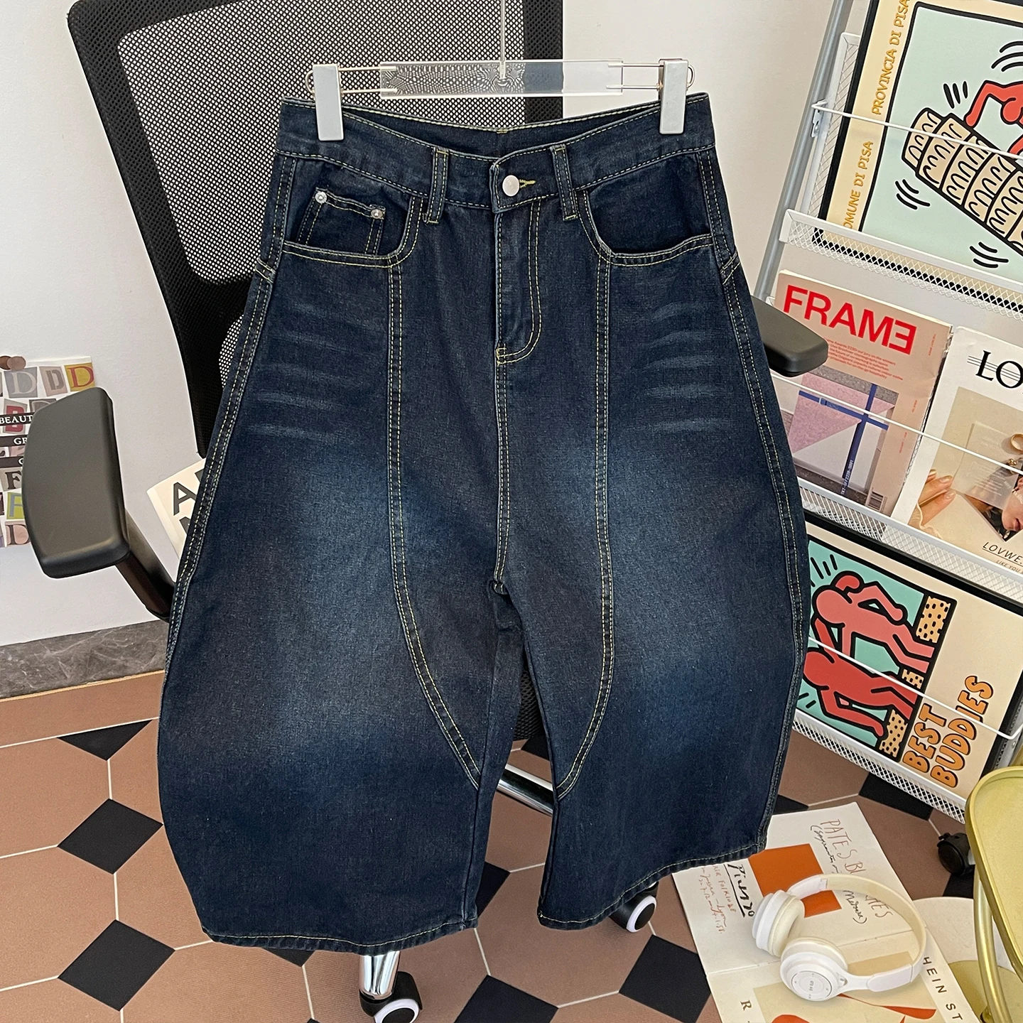Deep Blue Waed Knife Jeans Men Summer Design Sensation American Retro Loose Wide Leg Seven-Foot Pants Casual High Wais...
Deep Blue Waed Knife Jeans Men Summer Design Sensation American Retro Loose Wide Leg Seven-Foot Pants Casual High Wais...