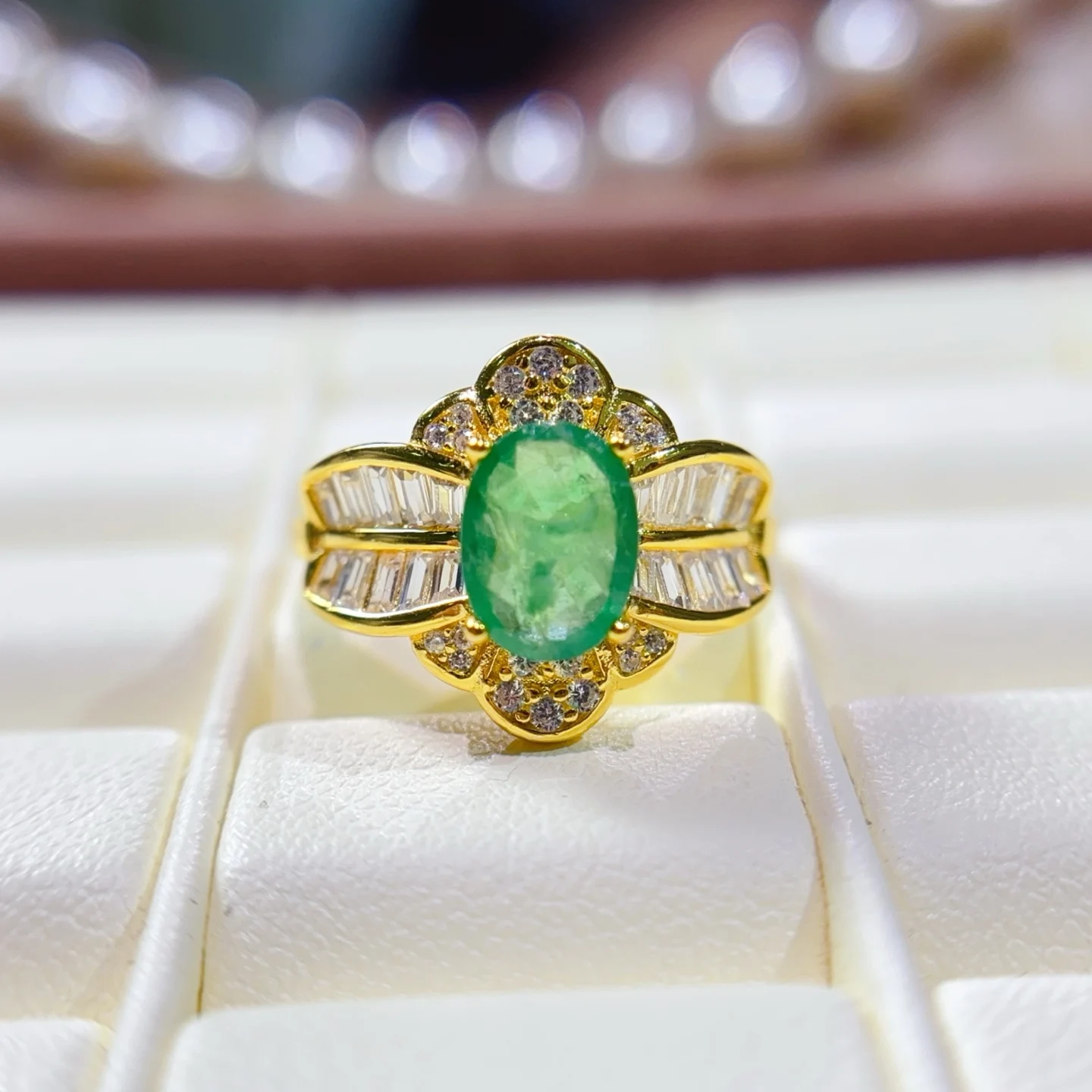 Real Sterling Silver Natural Emerald Ring Gemstone Ring with Gold Plated 925 Silver Natural Gem Stone 6x8mm
Real Sterling Silver Natural Emerald Ring Gemstone Ring with Gold Plated 925 Silver Natural Gem Stone 6x8mm