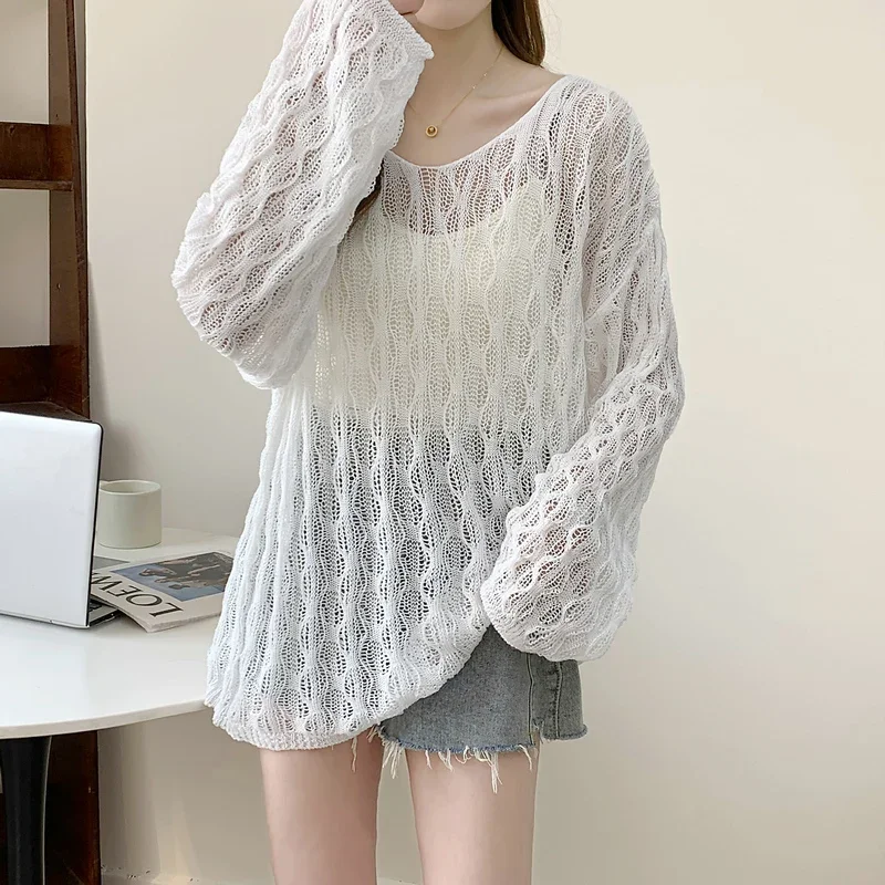 Autumn Korean Women Thin Loose Fit Solid Color Hollowed Out Knitted Sweater Spring Fashion New Casual V-neck See Through Tops
Autumn Korean Women Thin Loose Fit Solid Color Hollowed Out Knitted Sweater Spring Fashion New Casual V-neck See Through Tops