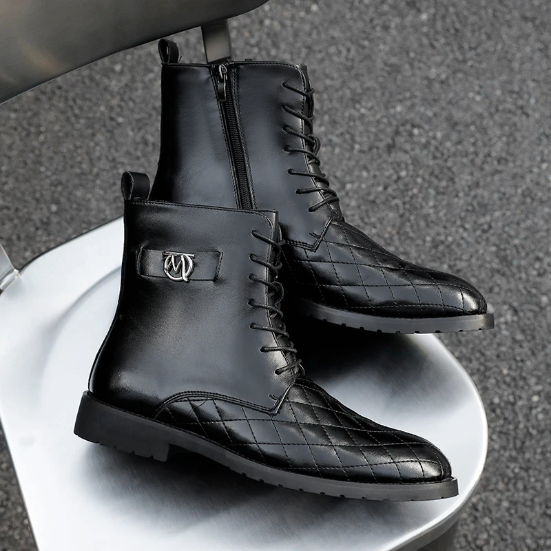 Men Fashion Boots PU Splicing Low Heel Comfortable Casual Classic Business High Top Boots
Men Fashion Boots PU Splicing Low Heel Comfortable Casual Classic Business High Top Boots