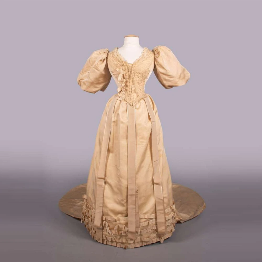 1890s Wedding Costume Historical Victorian Royal Court Queen Baroque Walking Bustle Dress Rococo Princess Ball Gown
1890s Wedding Costume Historical Victorian Royal Court Queen Baroque Walking Bustle Dress Rococo Princess Ball Gown
