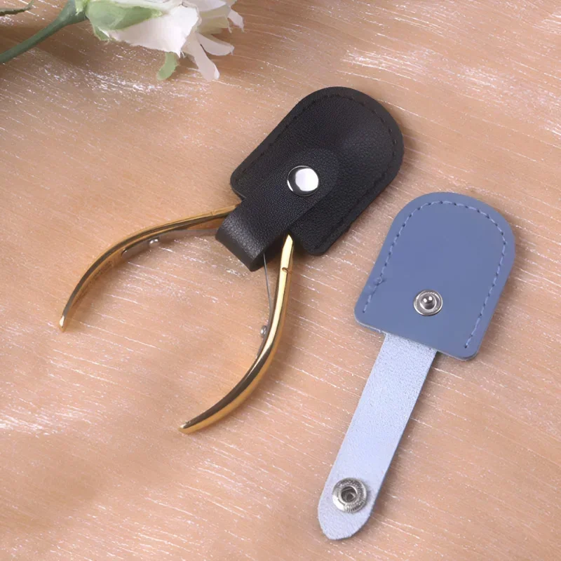PU Leather Protective Cover Manicure Scissor Cover Dead Skin Removal Cutter Case Manicure Pedicure Tool Accessories Universal
PU Leather Protective Cover Manicure Scissor Cover Dead Skin Removal Cutter Case Manicure Pedicure Tool Accessories Universal