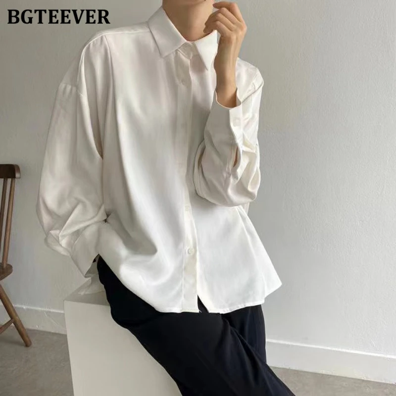 BGTEEVER Autumn Fashion Turn-down Collar Loose Female White Shirts Elegant Lapel Long Sleeve Ladies Single-breasted Blouses Tops
BGTEEVER Autumn Fashion Turn-down Collar Loose Female White Shirts Elegant Lapel Long Sleeve Ladies Single-breasted Blouses Tops