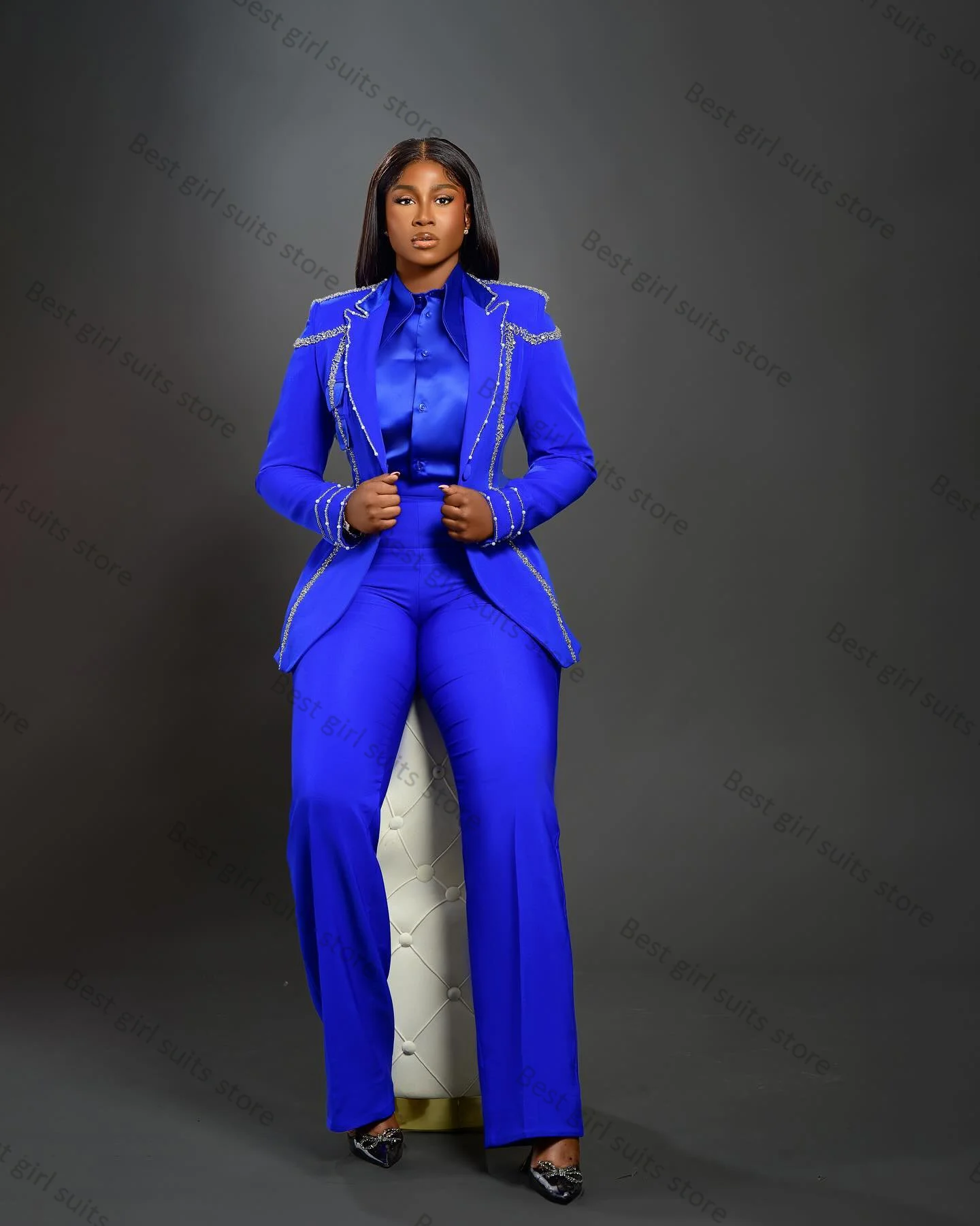 Royal Blue Crystals Women Suit Pants Set 2 Piece Blazer+Trousers Formal Office Lady Jacket Customized Wedding Tuxedos Prom Coat
Royal Blue Crystals Women Suit Pants Set 2 Piece Blazer+Trousers Formal Office Lady Jacket Customized Wedding Tuxedos Prom Coat