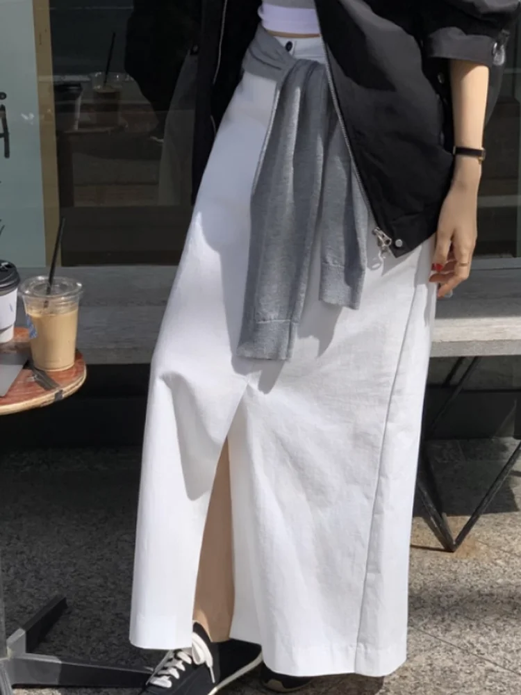 High Waist Asymmetrical Hemline Slimming Design Straight Cut Midi Skirt for Women in White Color Elegant Ladylike Style
High Waist Asymmetrical Hemline Slimming Design Straight Cut Midi Skirt for Women in White Color Elegant Ladylike Style