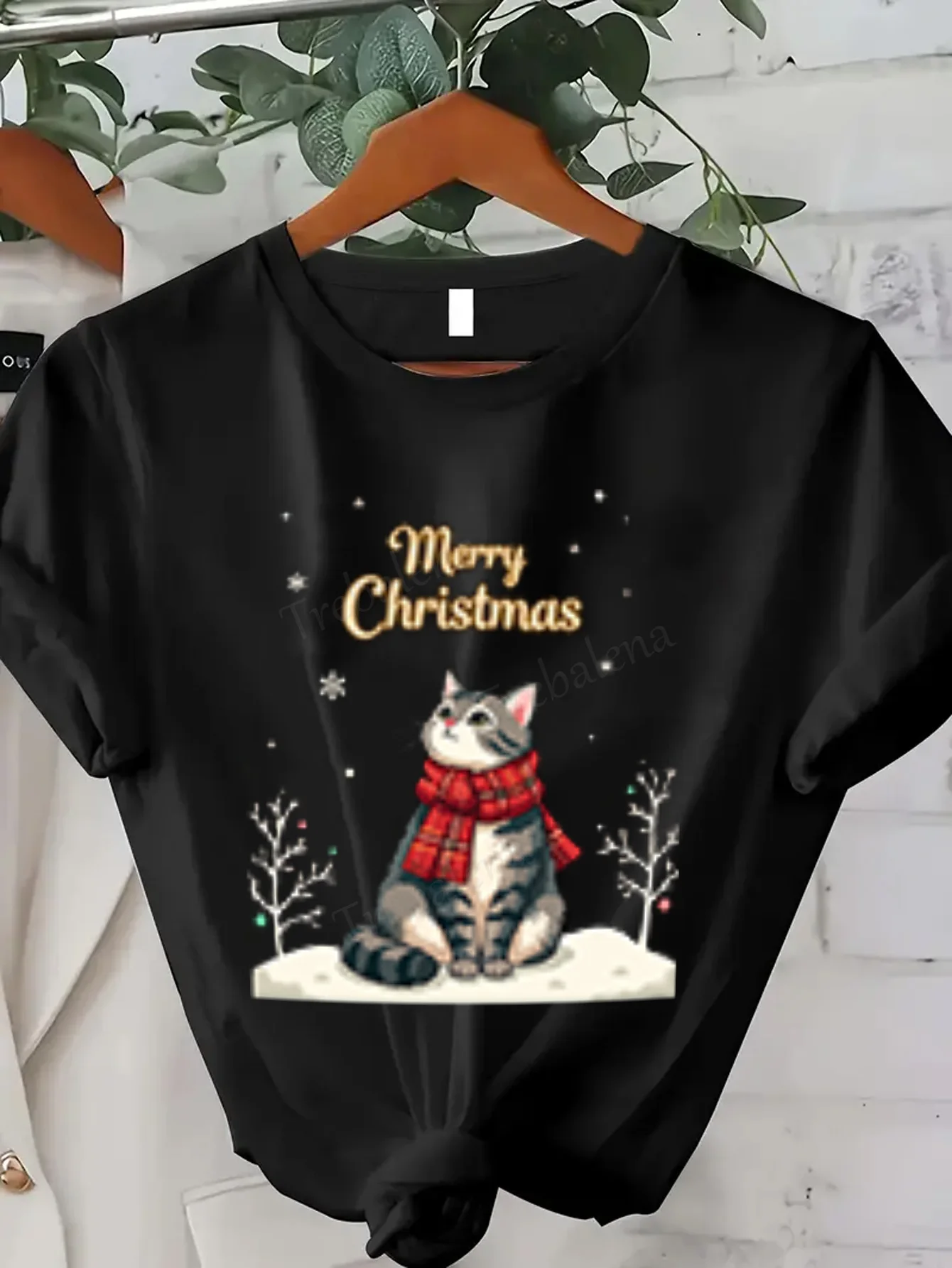 Женская футболка с рождественским котом, женская футболка в праздничном праздничном стиле
Женская футболка с рождественским котом, женская футболка в праздничном праздничном стиле