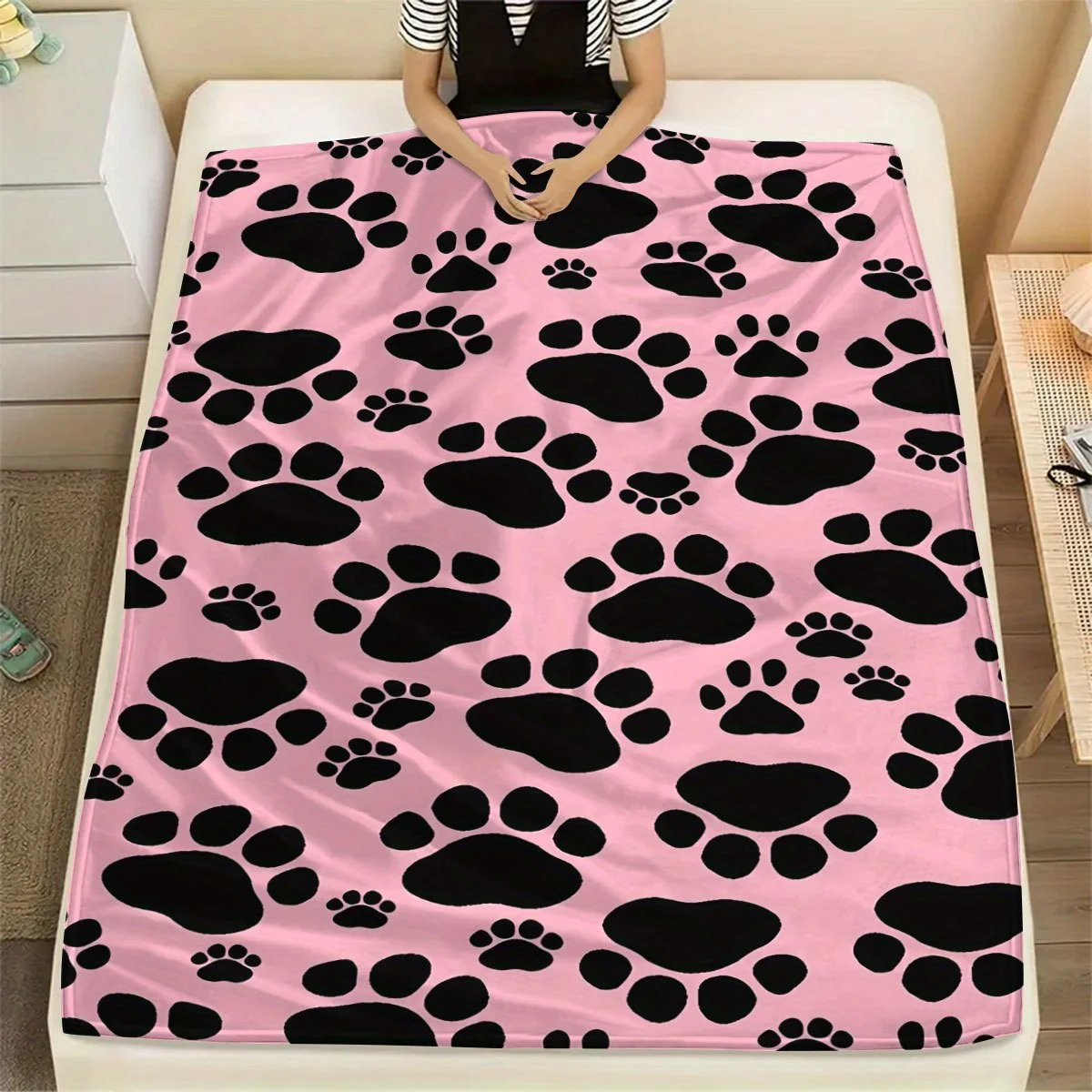 Adorably Soft Piggy and Duck Print Blanket - Perfect for Cozy Nights, Decorative Touch for Your Home and More!
Adorably Soft Piggy and Duck Print Blanket - Perfect for Cozy Nights, Decorative Touch for Your Home and More!