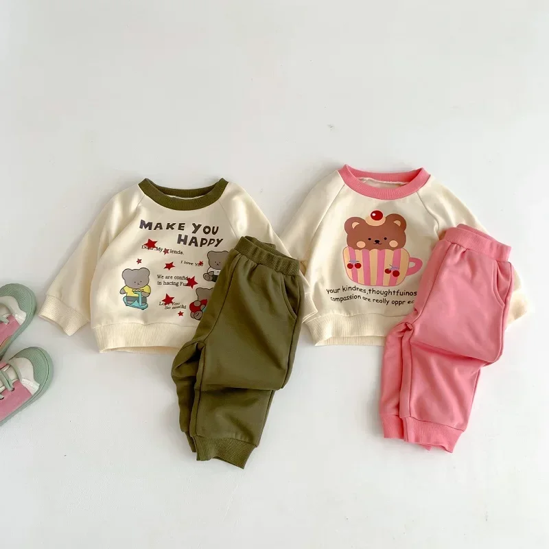 0-3Years Cute Newborn Baby Boy Girl Pant Set INS Autumn Long Sleeve Cartoon Pullover Sweatshirt Tops+Jogger Bottom 2PCS Outwear
0-3Years Cute Newborn Baby Boy Girl Pant Set INS Autumn Long Sleeve Cartoon Pullover Sweatshirt Tops+Jogger Bottom 2PCS Outwear
