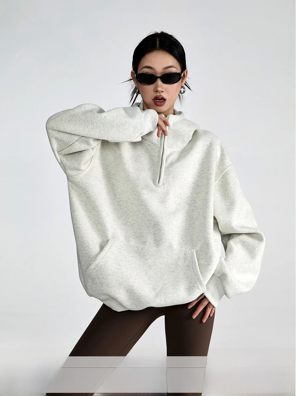 Ich Mode American Retro Hooded White Sweatshirt Women's Loose Outerwear Top Oversize Cotton Polyester Blend Long Sleeve
Ich Mode American Retro Hooded White Sweatshirt Women's Loose Outerwear Top Oversize Cotton Polyester Blend Long Sleeve