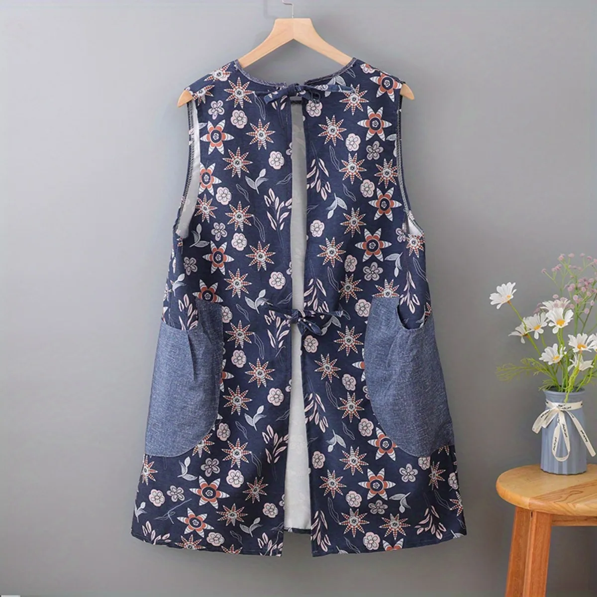 Waterproof Kitchen Apron Canvas Cooking Apron Oil Resistant Breathable Workwear Home Chef Baking Uniform for Women
Waterproof Kitchen Apron Canvas Cooking Apron Oil Resistant Breathable Workwear Home Chef Baking Uniform for Women