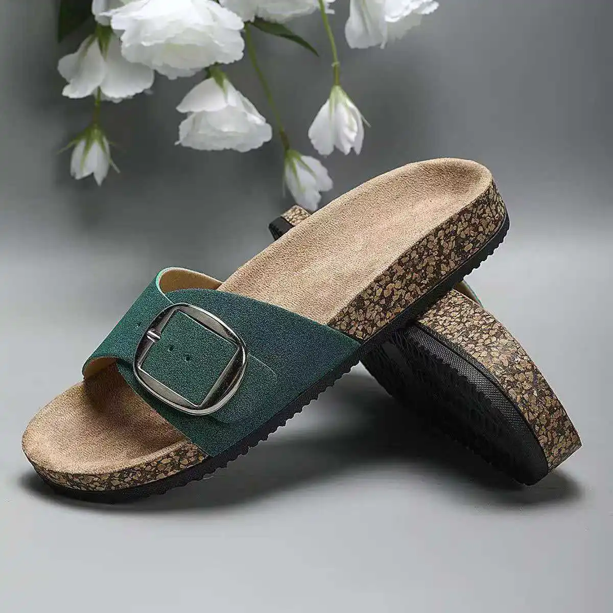 2026 Summer cork anti-slip and wear-resistant slippers outdoor use suitable for both men women for casual beach wear size 36-4
2026 Summer cork anti-slip and wear-resistant slippers outdoor use suitable for both men women for casual beach wear size 36-4