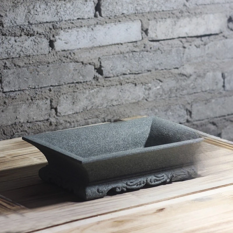 High-end bluestone flower pot, stone carving calamus, stone bonsai pot, water stone Chinese classical base, exhibition-grade
High-end bluestone flower pot, stone carving calamus, stone bonsai pot, water stone Chinese classical base, exhibition-grade