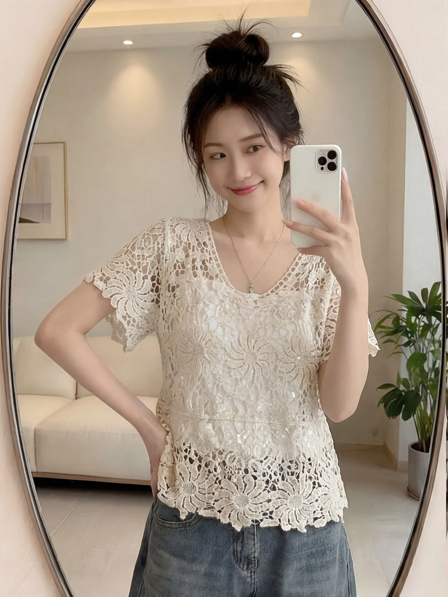 Summer Atmosphere Lace Embroidery Sequin Short Sleeve Outerwear Women's Camisole Top Two-Piece Set Breathable Versatile Style
Summer Atmosphere Lace Embroidery Sequin Short Sleeve Outerwear Women's Camisole Top Two-Piece Set Breathable Versatile Style