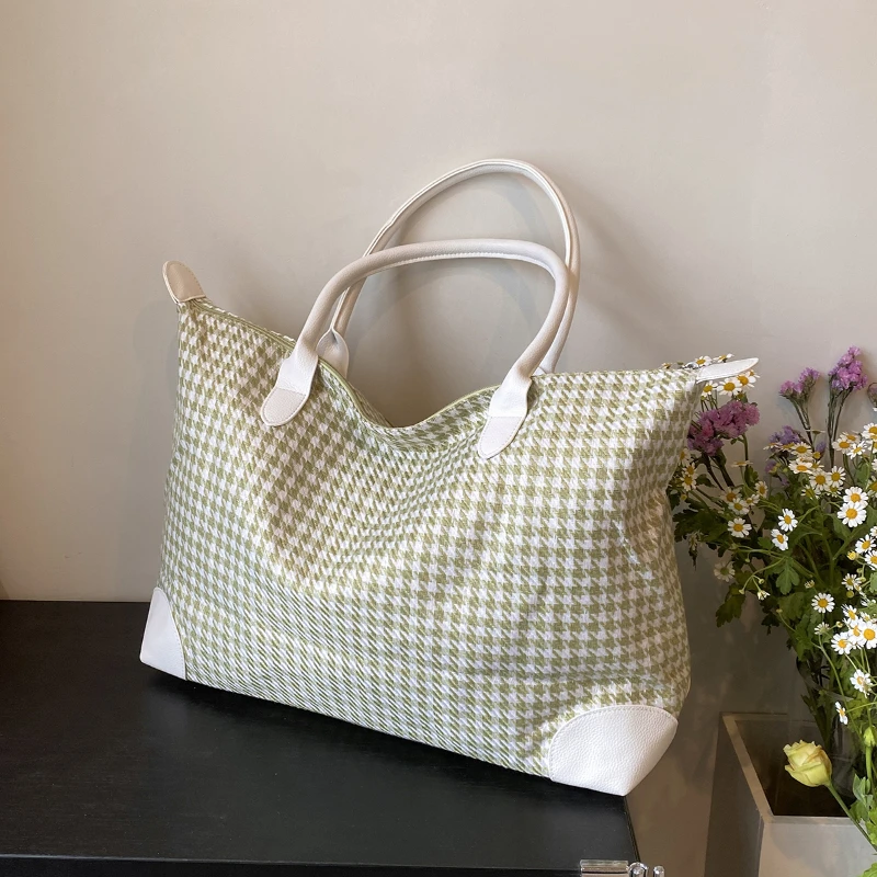 Casual Large Capacity Internal Space Travel Tote Solid Soft 2024 High Quality Bags for Women Zipper Oxford Travel Bags
Casual Large Capacity Internal Space Travel Tote Solid Soft 2024 High Quality Bags for Women Zipper Oxford Travel Bags