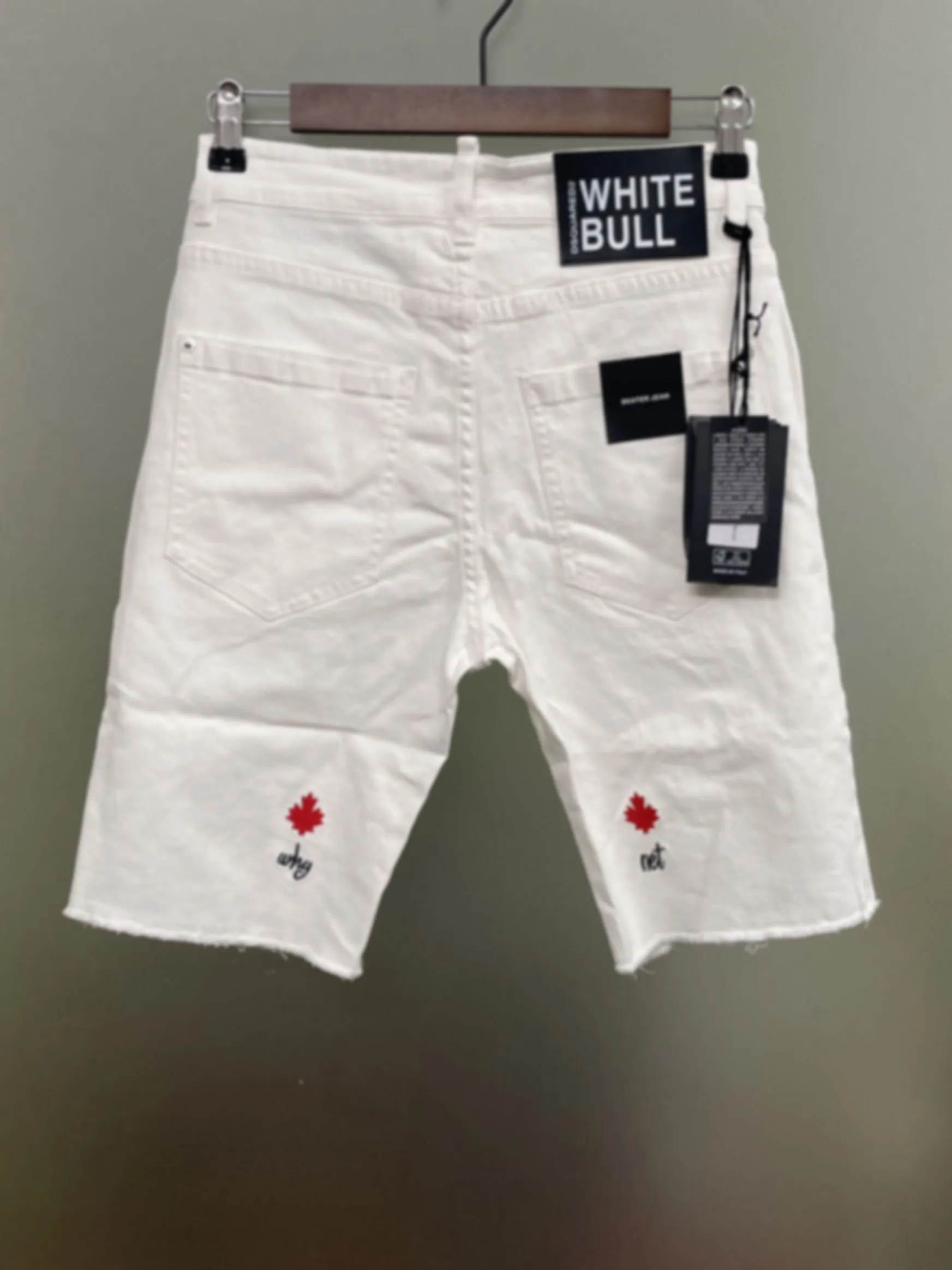 2024 Summer D2 Jeans Trendy Men's Washed Color Printed Letter Slimming Micro Elastic Denim Shorts
2024 Summer D2 Jeans Trendy Men's Washed Color Printed Letter Slimming Micro Elastic Denim Shorts